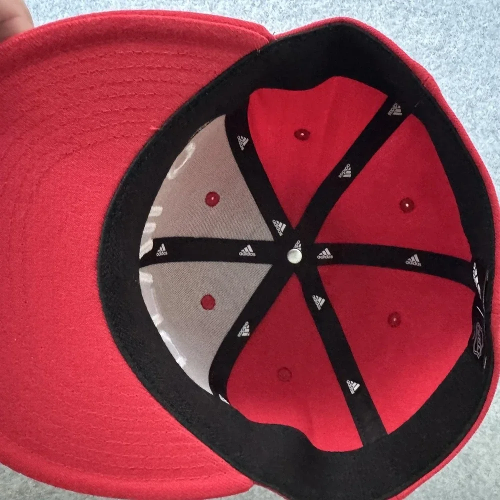 New Jersey Devils Hat Cap Fitted Mens Red NHL Hockey Team Adidas Flat Brim